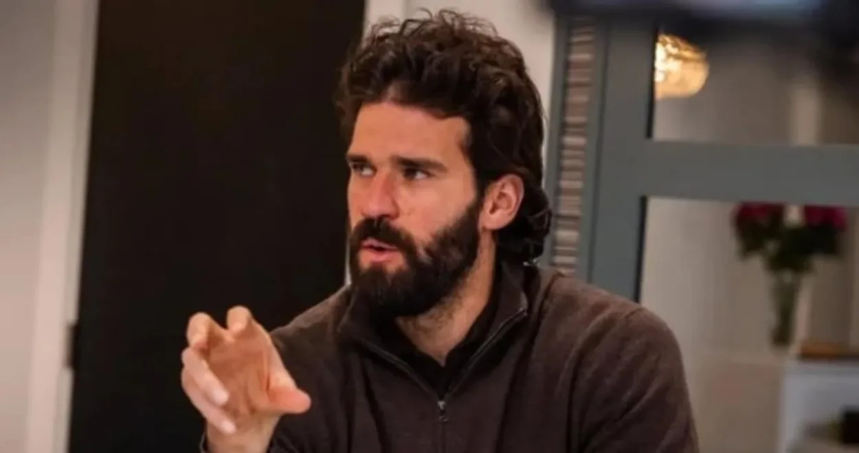 Alisson aceita participar de projeto liderado por Tinga por melhorias no CT do Inter Alisson pelo Inter
