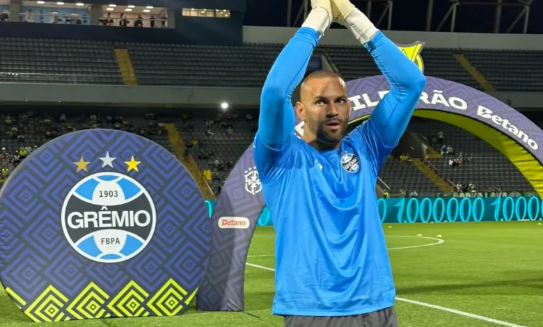 Vídeo mostra Weverton sendo aplaudido pela torcida do Palmeiras no reencontro Grêmio hoje