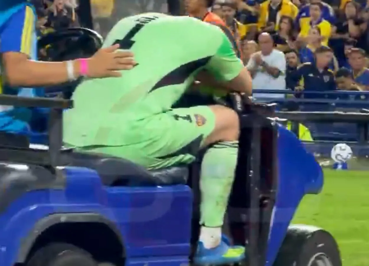 Ex-Grêmio, Marchesín chora em campo e vive drama em jogo da Libertadores Marchesín Grêmio