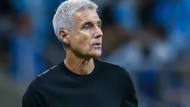 Luís Castro, em jogo do Grêmio contra o Bragantino, pelo Brasileirão 2026