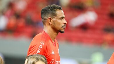 Em nova entrevista, Fernando confirma contato recente do Inter: "Fabinho me ligou" Fernando pelo Inter