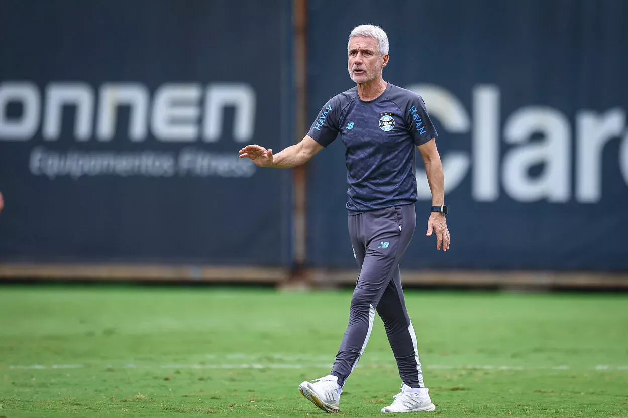 Luís Castro pelo Grêmio