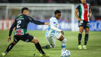 Grêmio com dificuldades