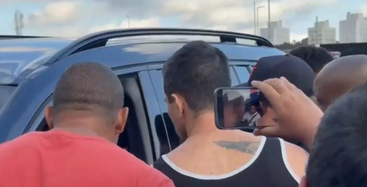 Corinthians vive dia muito tenso após perder para o Inter; jogadores são cobrados Inter e Corinthians