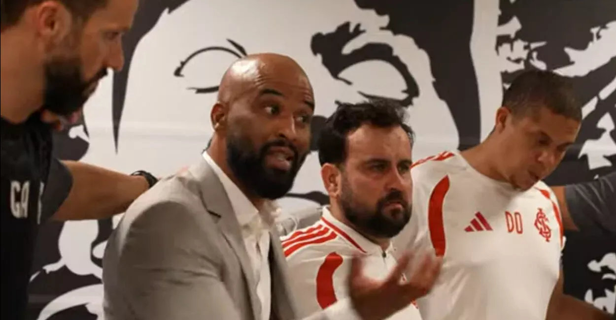 O recado de Fabinho Soldado aos atletas do Inter após a vitória sobre o Corinthians Fabinho Soldado pelo Inter