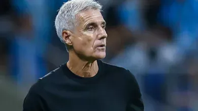 Luís Castro, em jogo do Grêmio contra o Bragantino, pelo Brasileirão 2026