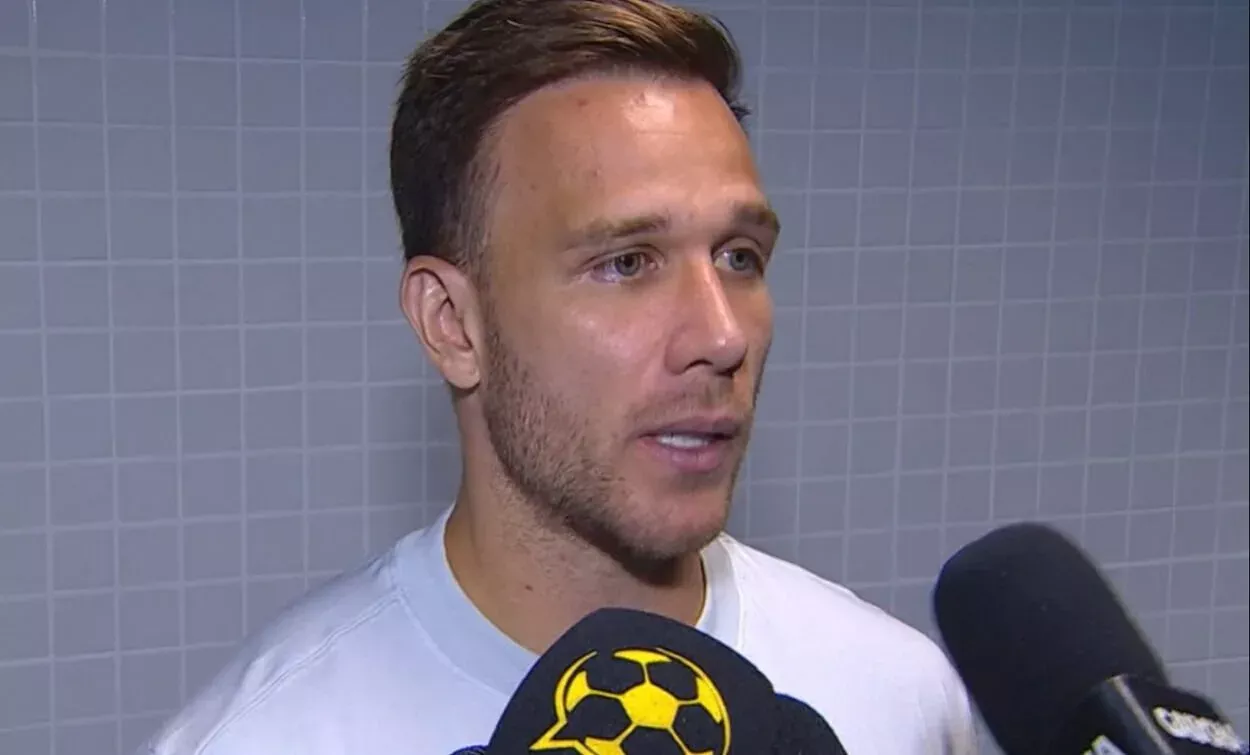 Ele fica? Grêmio vê Arthur expor trava com a Juventus para seguir no clube Arthur, Grêmio