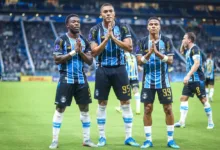 Grêmio pode dar salto na tabela com bom resultado contra o Flamengo; veja projeção RS - FUTEBOL/CONMEBOL SULAMERICANA 2025 /GREMIO X DEPORTIVO RIESTRA - ESPORTES - Lance da partida entre Gremio e Deportivo Riestra, disputada na noite desta terca-feira, na Arena do Gremio, valida pela Copa Sul-americana 2026. FOTO: LUCAS UEBEL/GREMIO FBPA