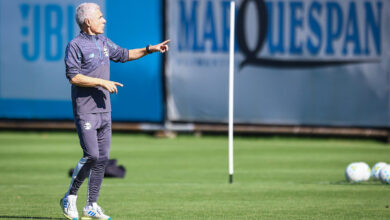 Profissional da confiança de Luís Castro pede para deixar o Grêmio após três meses Grêmio hoje