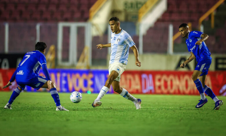 Gustavo Martins do Grêmio