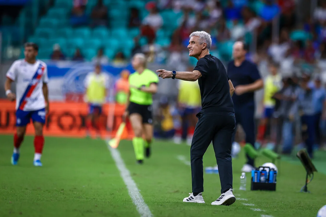 Luís Castro pelo Grêmio