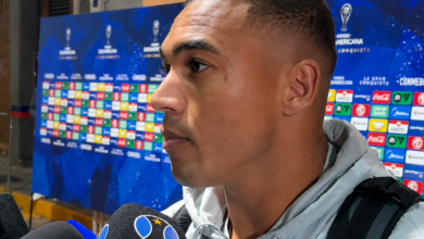 Carlos Vinícius se encanta com Gabriel Mec no Grêmio após 3x0 na Argentina Carlos-Vinicius-Gremio.webp