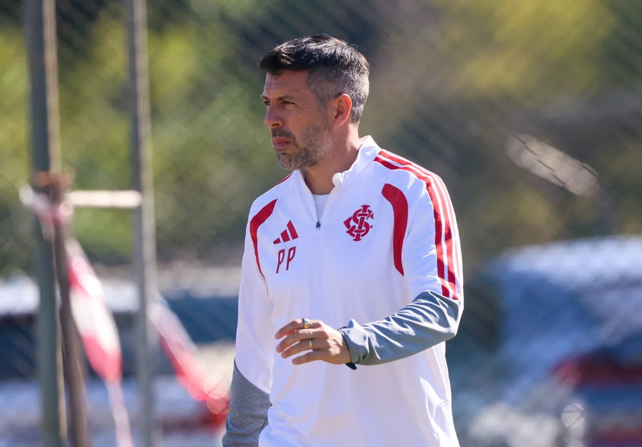 Pezzolano treina o Inter