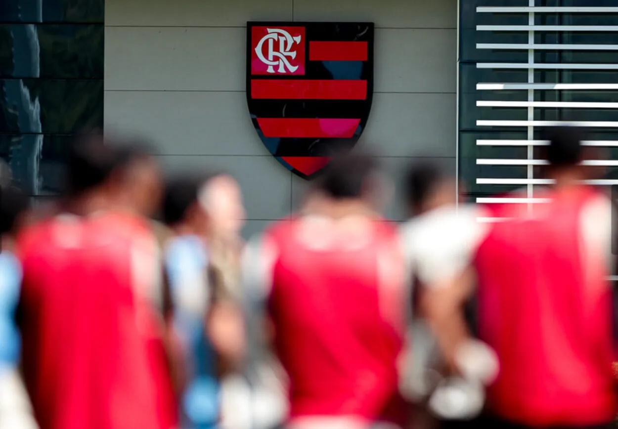 Flamengo cai