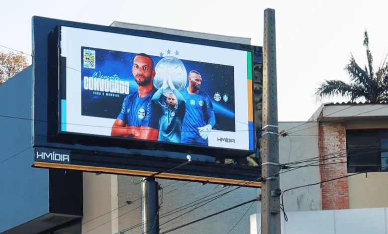 Grêmio prepara nova surpresa e "espalha" Weverton pela cidade: "Merecido demais" IMG_8659