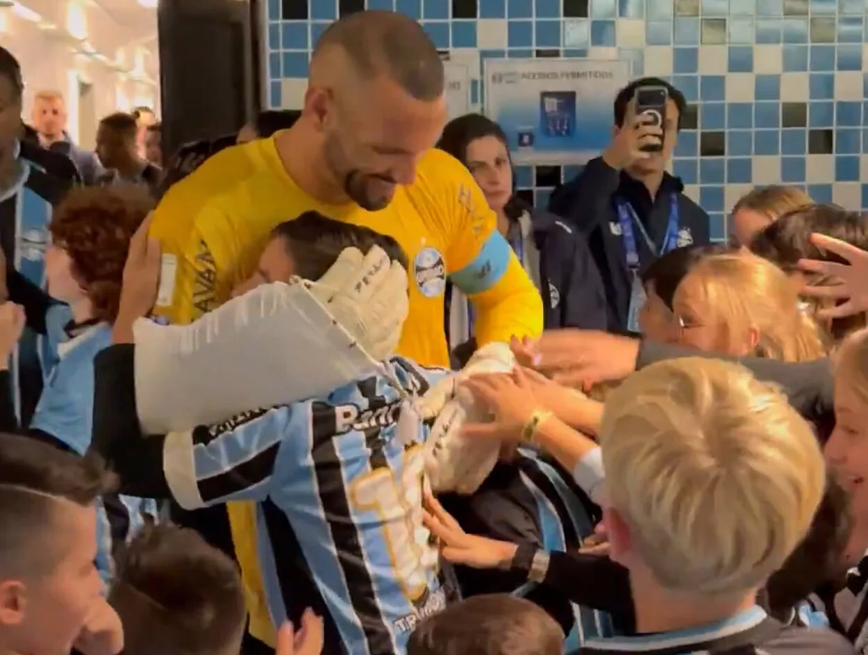 Grêmio divulga conteúdo de Weverton
