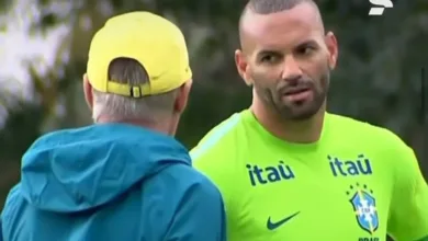 Com substituto definido no Grêmio, Weverton tem conversa olho no olho com Ancelotti Weverton pelo Brasil