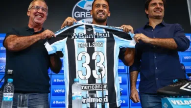 Edilson se torna comentarista e vai estrear na função no próximo jogo do Grêmio Edilson pelo Grêmio