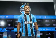 Antes, treinado por Léo Jardim, no Cruzeiro, Marlon foi apresentado pelo Grêmio