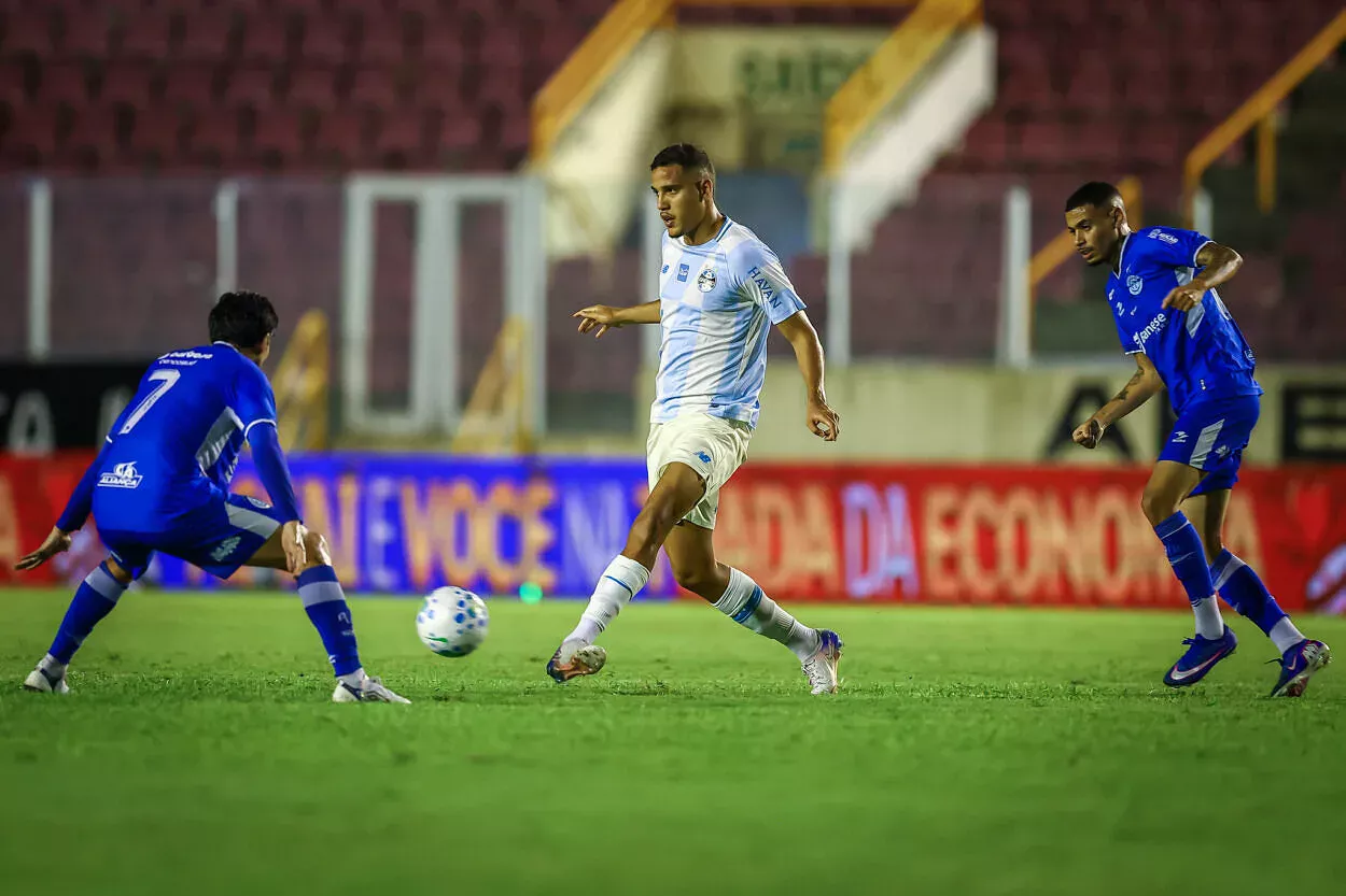 Gustavo Martins do Grêmio