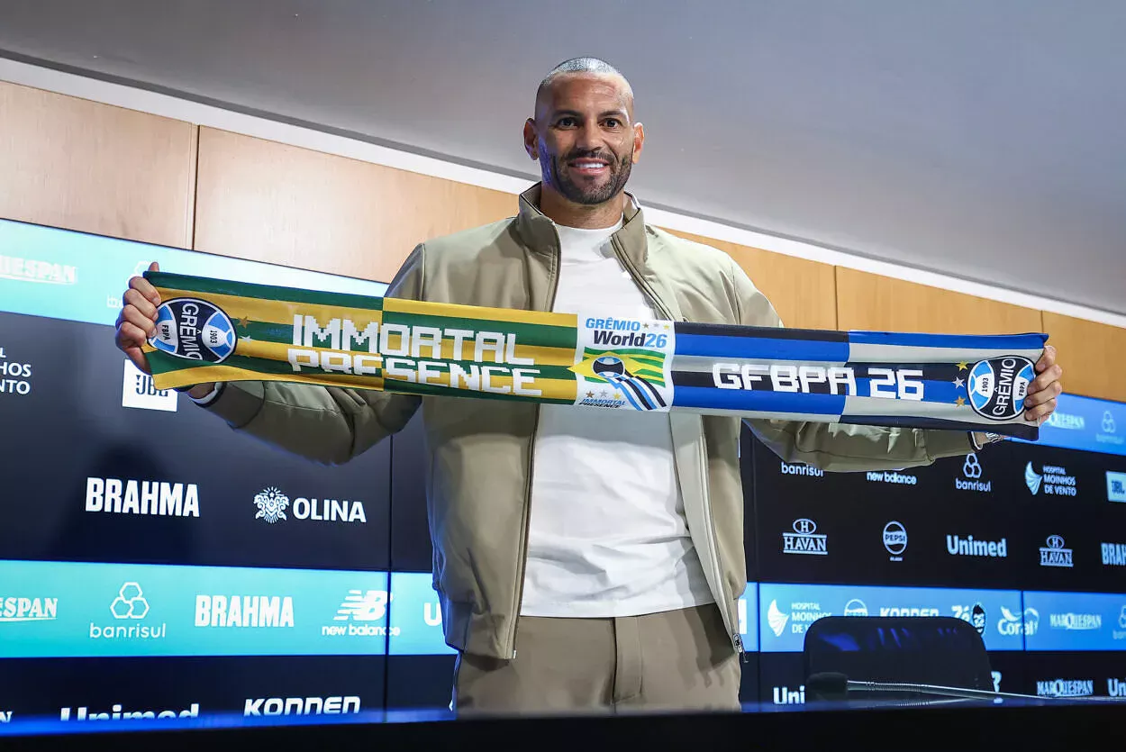 Grêmio irá sortear duas camisas de Weverton no jogo deste sábado; saiba como concorrer Grêmio de Weverton