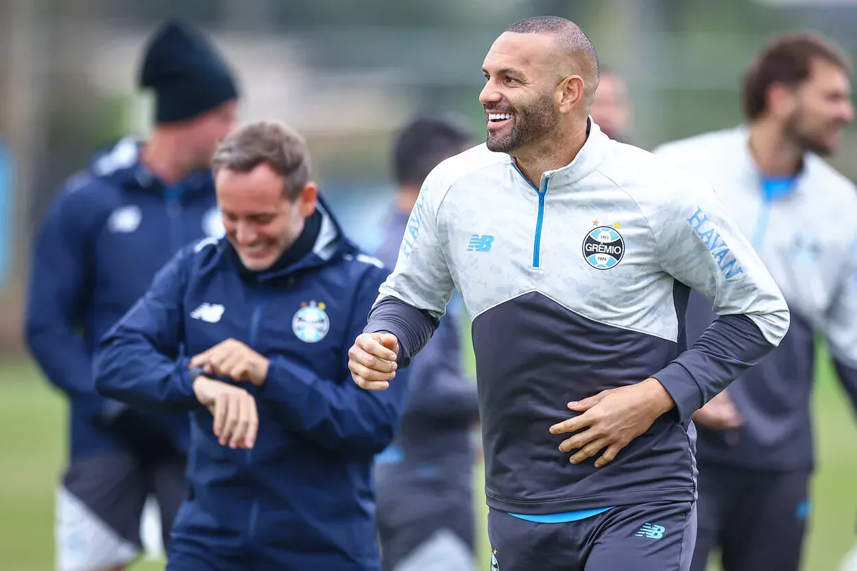 Grêmio começa a se mexer nos bastidores para ter Weverton contra o Corinthians Grêmio hoje
