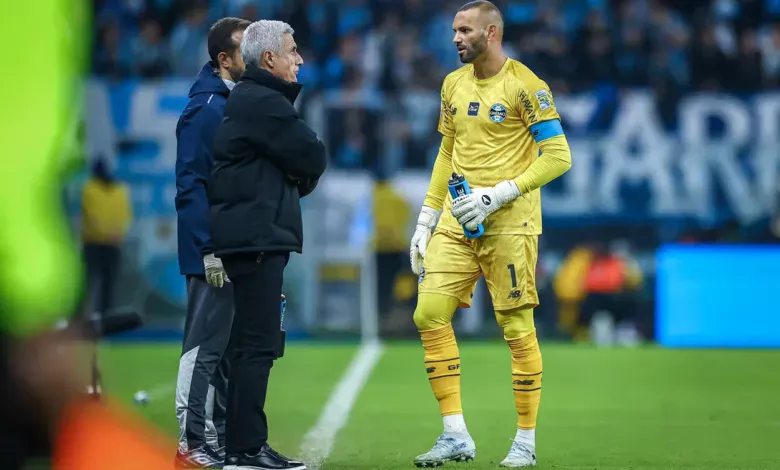 Weverton pelo Grêmio