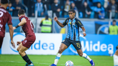 Tetê celebra evolução individual no Grêmio e diz o que faltou para a vitória na Arena Tetê pelo Grêmio