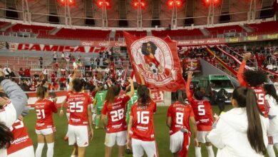 Em jogo histórico no Beira-Rio, Inter supera o Grêmio e avança na Copa do Brasil Feminina RS - FUTEBOL/COPA DO BRASIL FEMININA 2026/ INTERNACIONAL X GREMIO - ESPORTES - Lance da partida entre Internacional x Grêmio disputada na noite desta quarta-feira no Estádio Beira-Rio, em Porto Alegre, valida pelo Copa do Brasil Feminina 2026. FOTO: RICARDO DUARTE/INTER