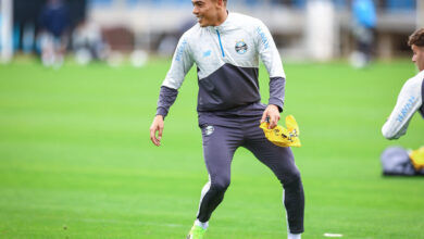 Grêmio divulga novas declarações de Carlos Vinícius antes do jogo com o Corinthians Carlos Vinícius pelo Grêmio