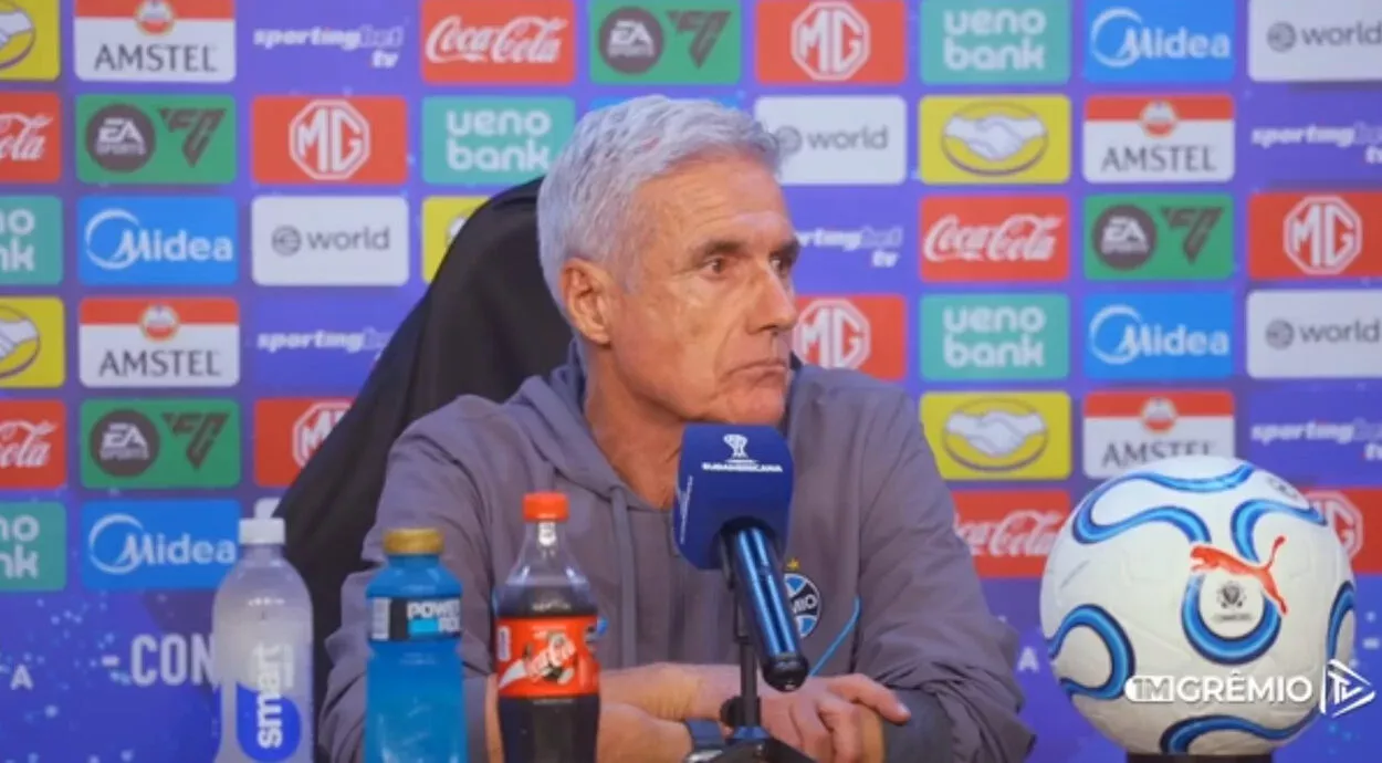 Pavón e Luís Castro no Grêmio