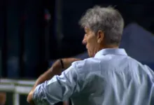 Renato se manifesta após arremesso de copos e derrota do Vasco: "Lamentável" Renato perde