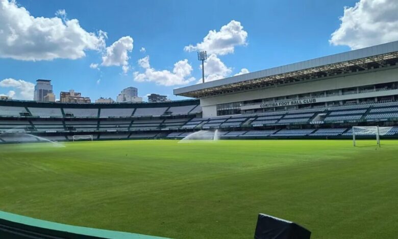Novo gramado do Couto Pereira. (Foto: Marina Rodrigues/Coritiba)