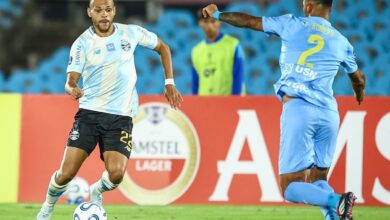 Prováveis escalações, horário e onde assistir Grêmio x City Torque pela Sul-Americana RS - FUTEBOL/CONMEBOL SULAMERICANA 2026 /GREMIO X MONTEVIDEO CITY TORQUE- ESPORTES - Lance da partida entre Gremio e Monstevideo City Torqye disputada na noite desta quarta-feira, no estádio Centenario, em Montevideo, valida pela Copa Sulamericana 2026. FOTO: LUCAS UEBEL/GREMIO FBPA