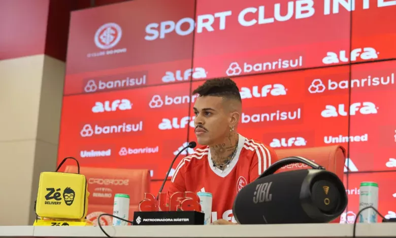 Richard em coletiva pelo Inter