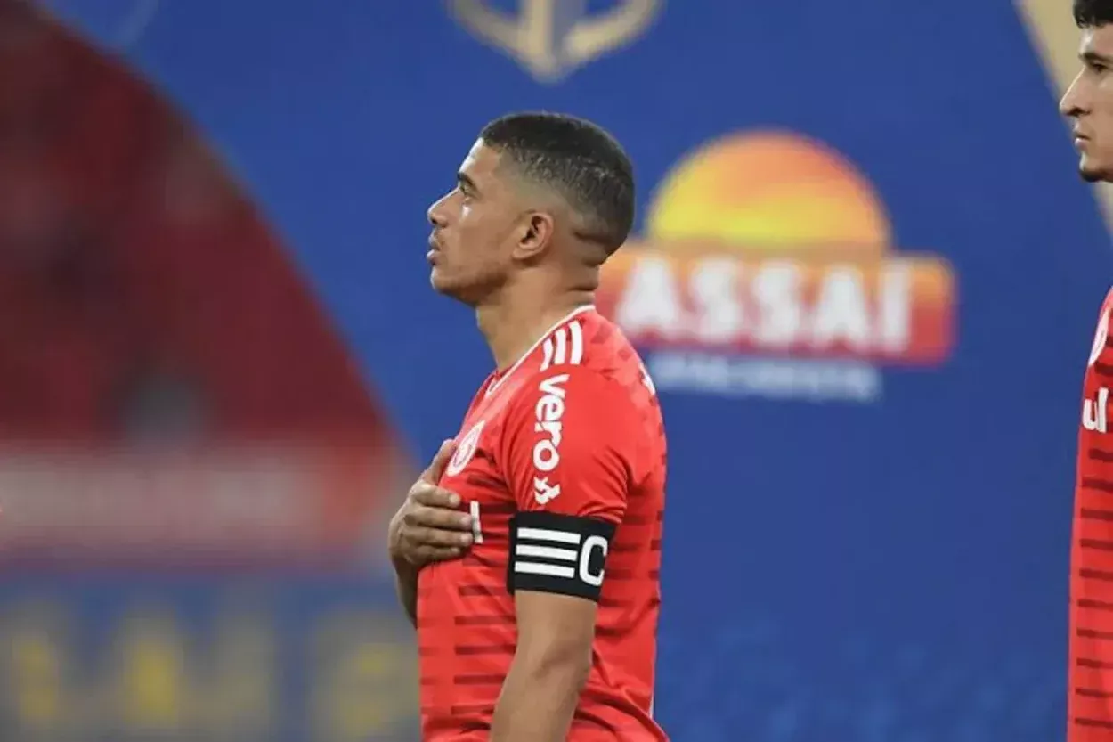 Taison pelo Inter