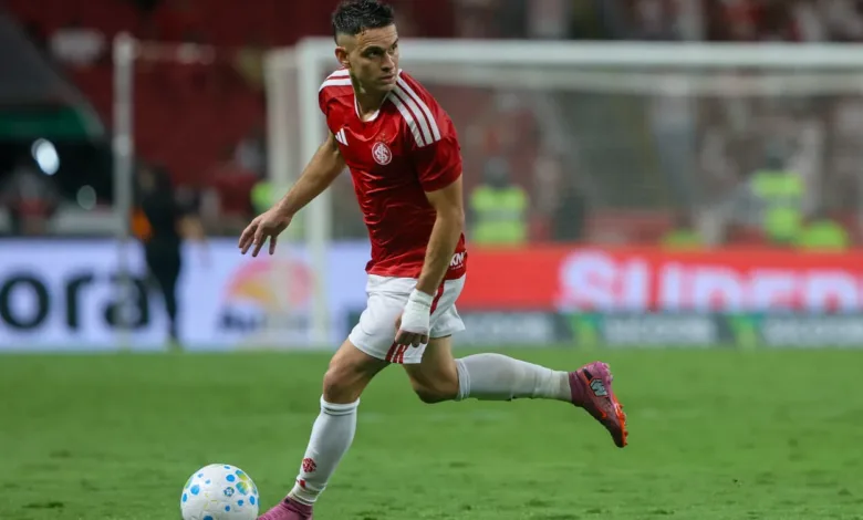 Abel Braga admite sondagens por Borré no Inter e avalia ano: "Ele também sentiu" Borré pelo Inter