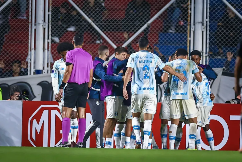 Balbuena pelo Grêmio