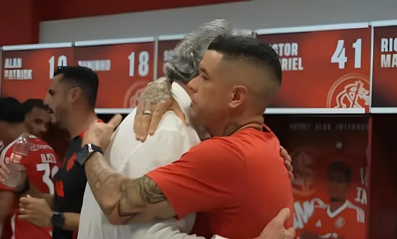 A palavra utilizada por D'Alessandro para resumir a volta de Abel Braga ao Inter Abel Braga e D'Alessandro - Inter