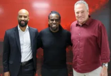 Tinga se emociona em discurso no lançamento do projeto do CT do Inter: "Maior herança" Tinga pelo Inter