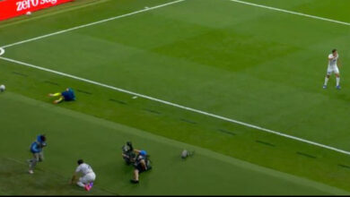 Campaz marca gol para a Colômbia em jogo que quem levou a pior foi o câmera IMG_9194