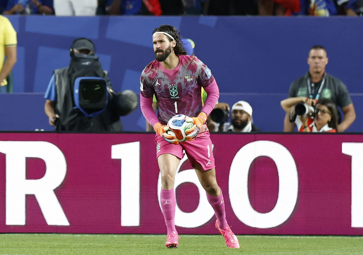 Inter cita números e celebra atuação de Alisson contra o Haiti: "Colorado na Copa" Inter hoje