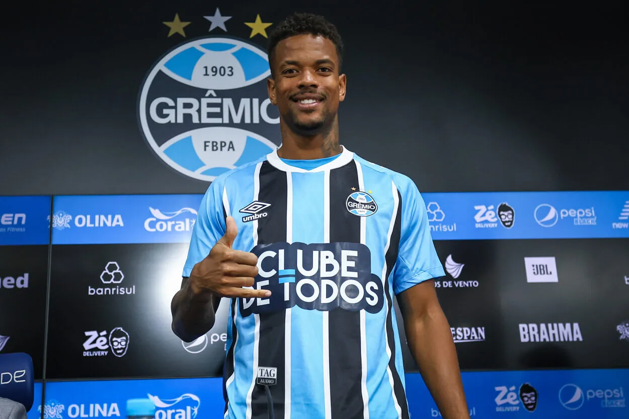 Reforço de 2026 perde espaço e tem futuro indefinido no Grêmio para 2027 Caio Paulista errou no Grêmio