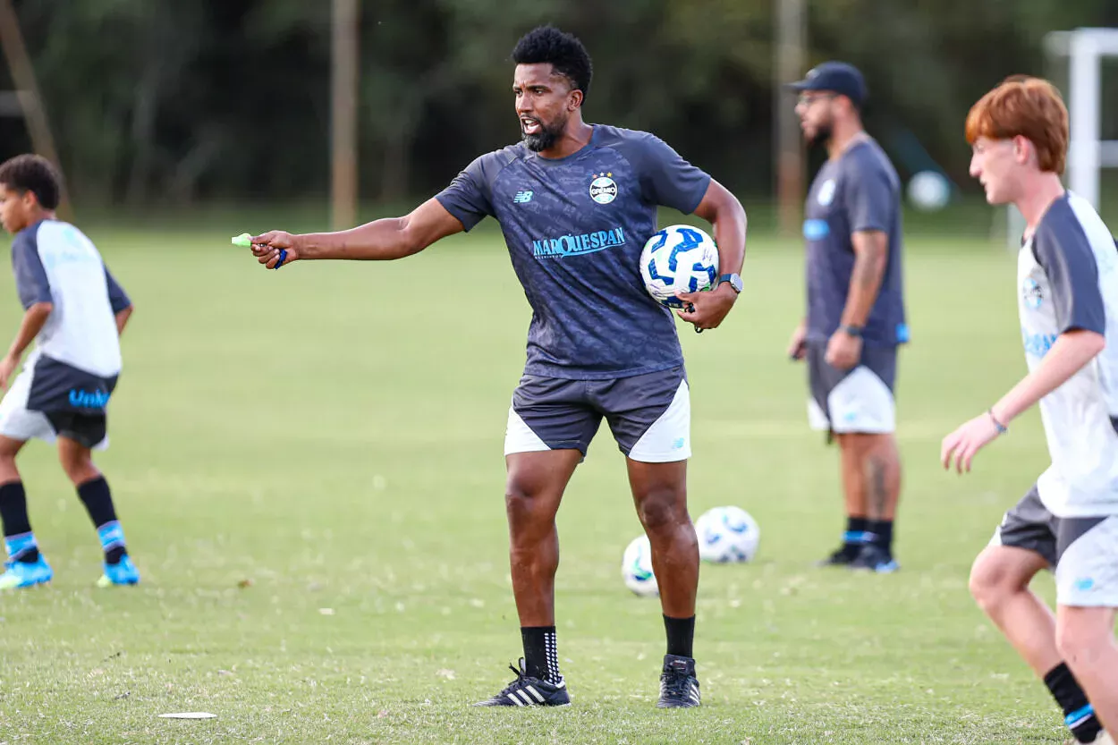 Campeão no passado, Cortez é promovido e "muda de função" no Grêmio Angelo Pieretti / Grêmio FBPA