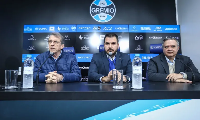 Grêmio reconhece que pode ter atraso de salários no segundo semestre Grêmio amistosos