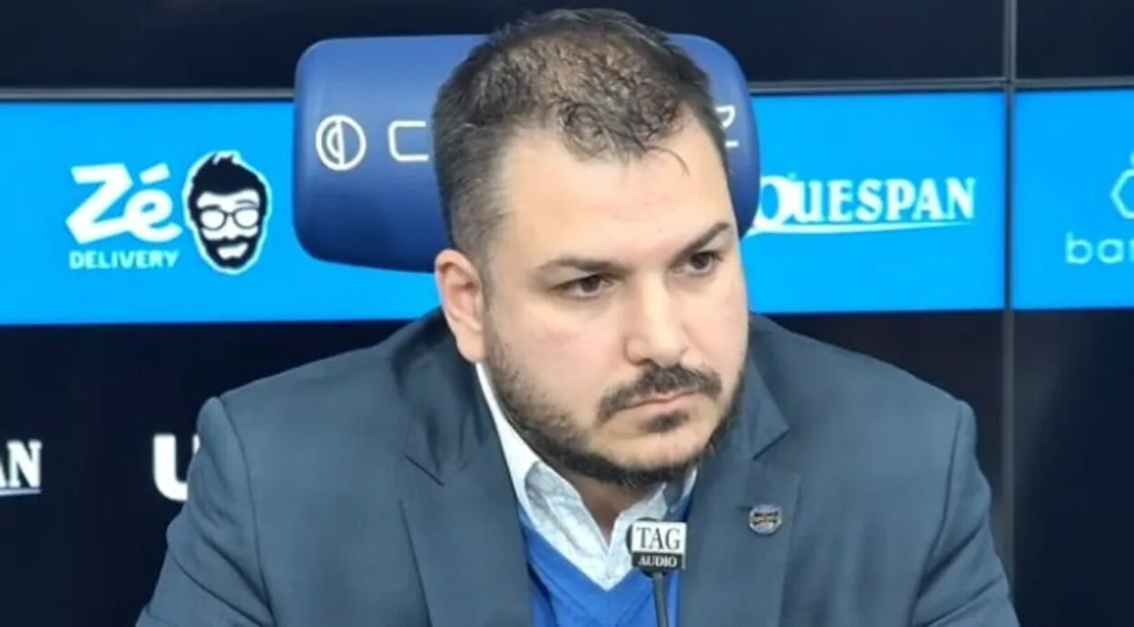 Novo vice de futebol do Grêmio confirma mais saídas além de Arthur: "Não é segredo" Grêmio hoje
