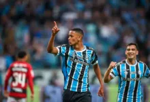 André Henrique pelo Grêmio poderia substituir Diego Costa