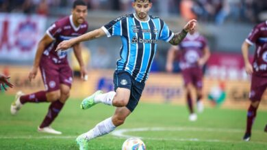 Técnico do Paraguai explica ausência de Villasanti e admite que "fator Grêmio" pesou Renato falou de Villasanti no Grêmio