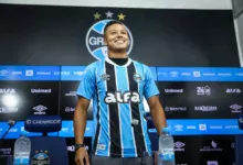 Antes, treinado por Léo Jardim, no Cruzeiro, Marlon foi apresentado pelo Grêmio