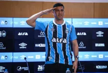 Grêmio lamenta por Villasanti, mas celebra convocação de Balbuena: "Estamos orgulhosos" Balbuena chega ao Grêmio